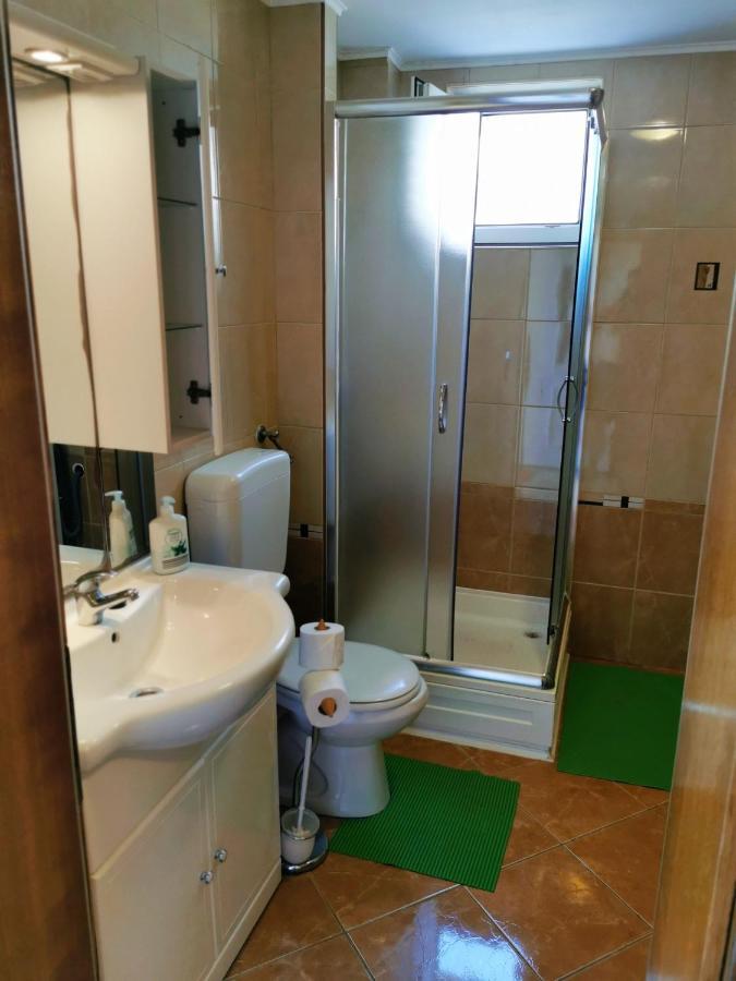 Ivan Apartment Vir