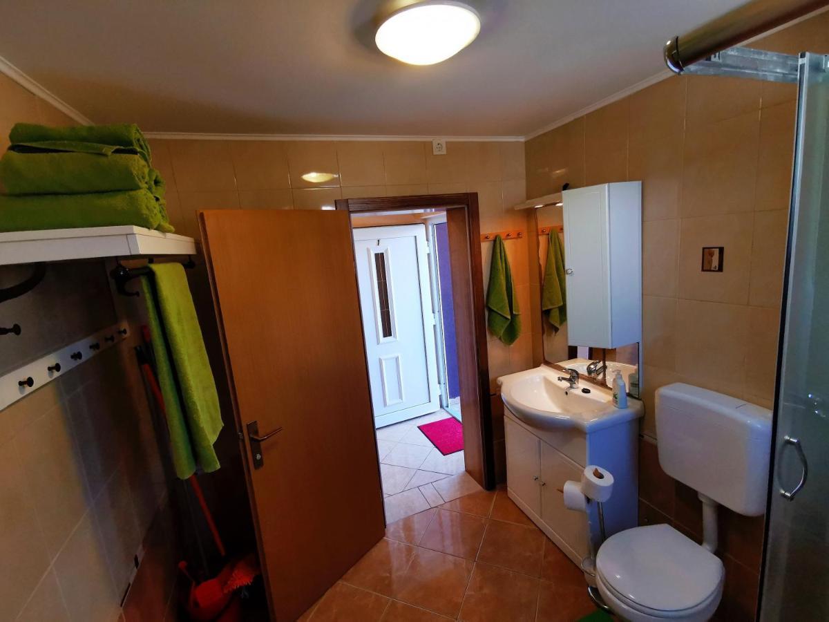 Ivan Apartment *